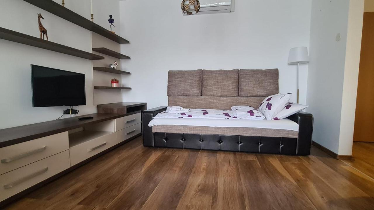 Apartament Mirubias Apartment Brasov Ngoại thất bức ảnh